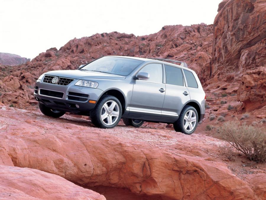  Volkswagen Touareg V8 2002 года  (US) (фото 6 из 9)